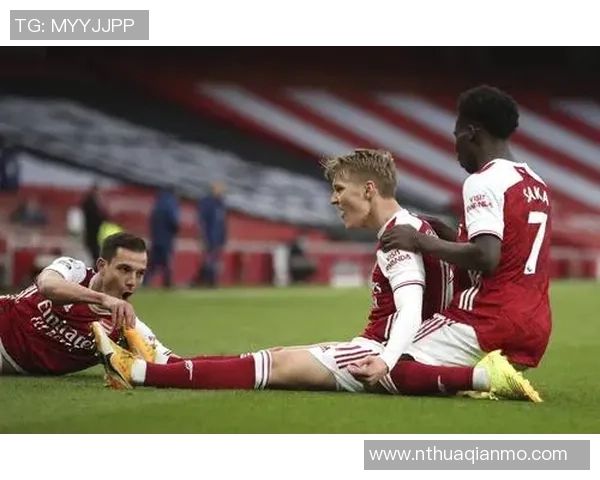 意甲激战阿森纳狂胜曼联五球逆转引发全场热烈反响与点评