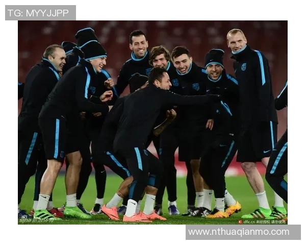 足总杯精彩对决巴萨逆转阿森纳神扑瞬间点燃全场激情