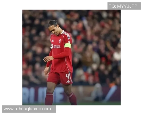 意甲激战:巴黎圣日耳曼与阿森纳战平红牌事件引发全场热议与争议 意甲激战:巴黎圣日耳曼与阿森纳战平红牌事件引发全场热议与争议