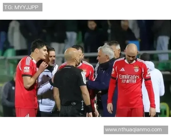 德甲精彩对决国米大胜本菲卡帽子戏法引发争议判罚热议