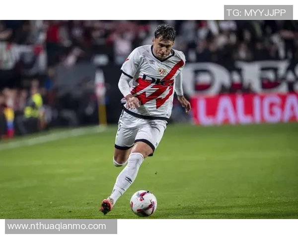 意甲激战：马竞与里昂战成平局补时进球点燃全场激情